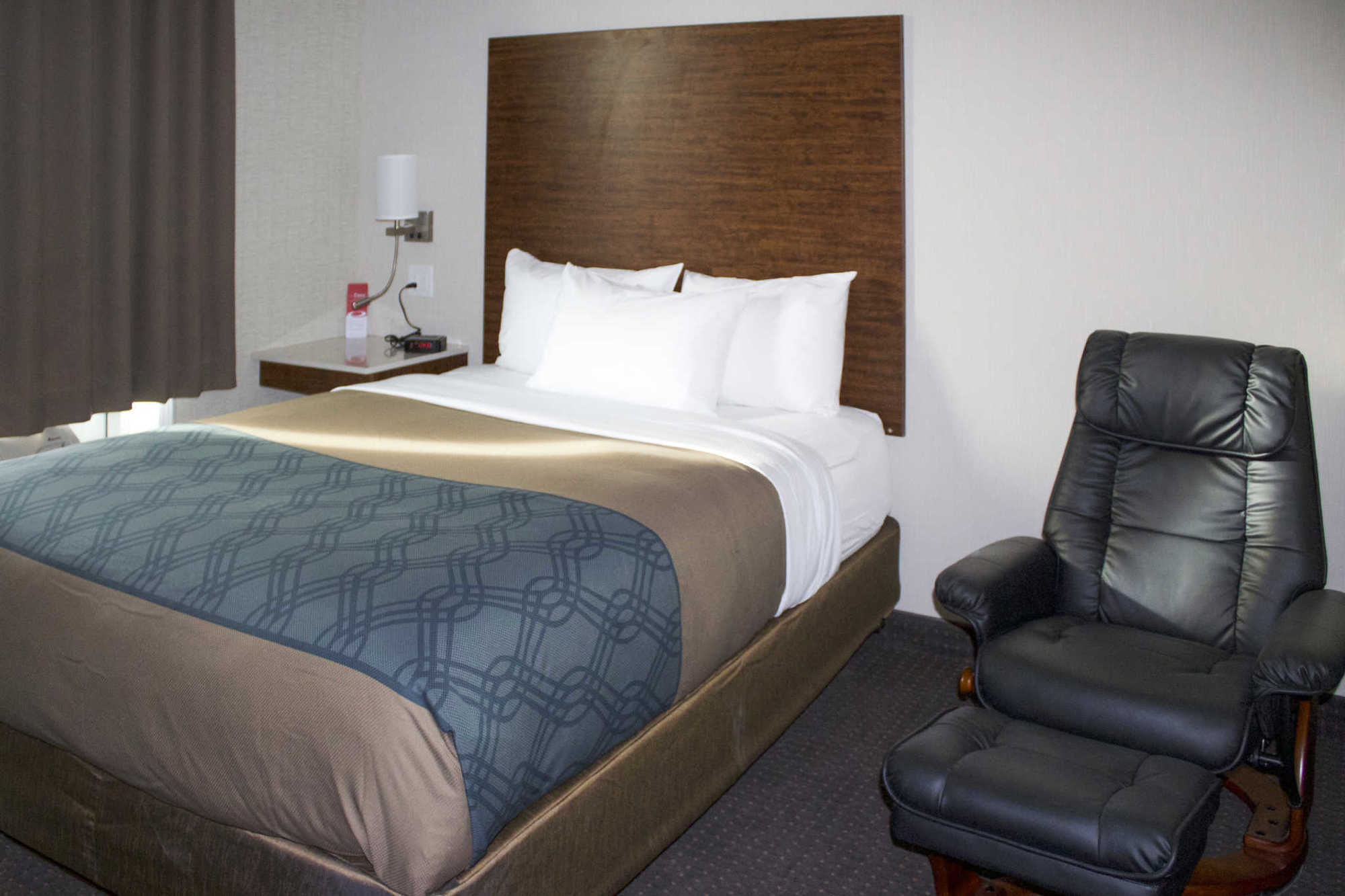 Econo Lodge Fox Creek Oda fotoğraf